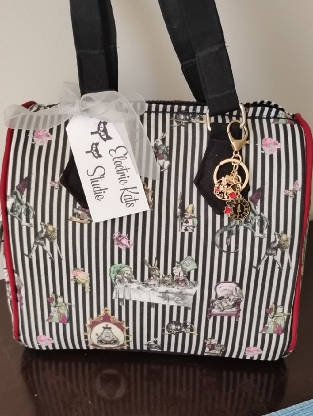 Gorgeous Gothic Alice Bag With Charm